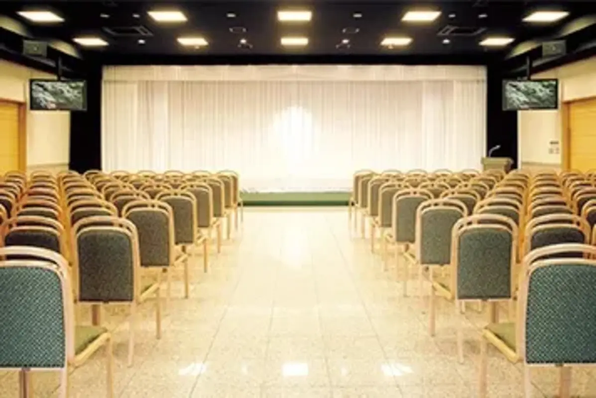 立川会館 白峯殿(セレモア)の写真 3
