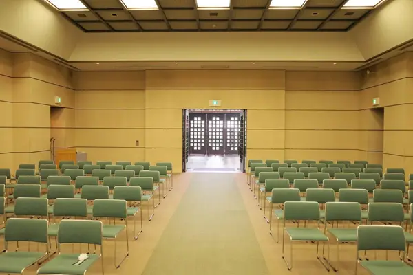 護国寺 桂昌殿で葬儀を行なった写真