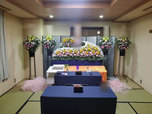 株式会社華の誠