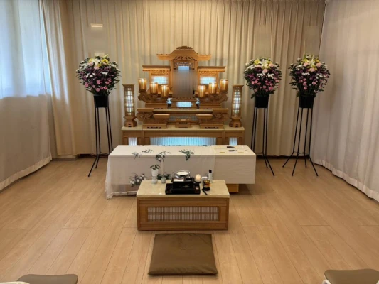 株式会社華の誠（寝屋川営業所）