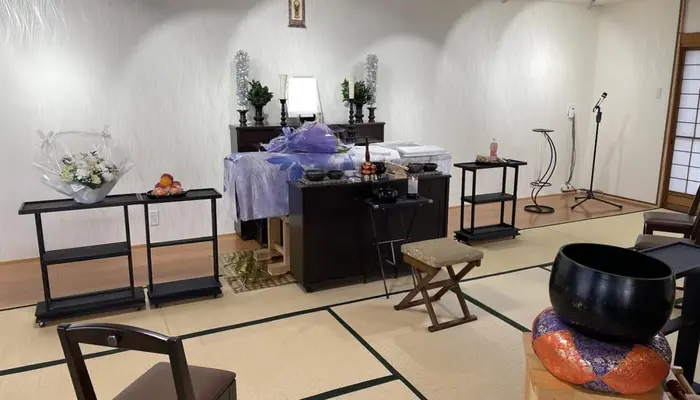 華園葬儀社逢恩堂(家族葬ホール華園)で葬儀を行なった写真