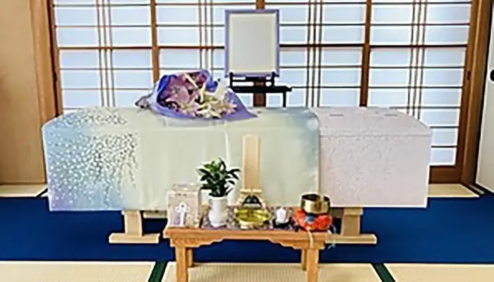華園葬儀社逢恩堂(家族葬ホール華園)で葬儀を行なった写真