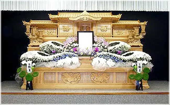 希望に沿った花祭壇