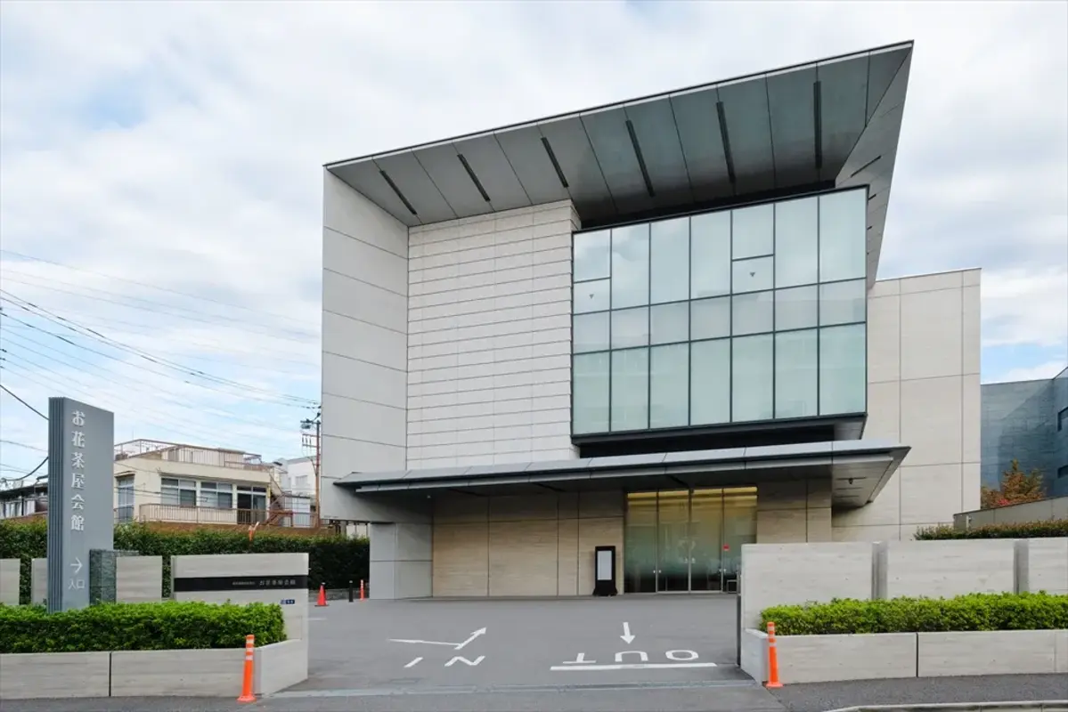 お花茶屋駅から徒歩3分の好立地!