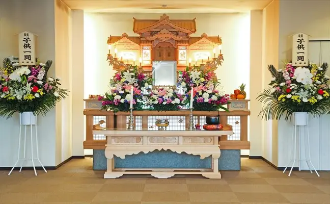 孝輝殿江刺桜木会館