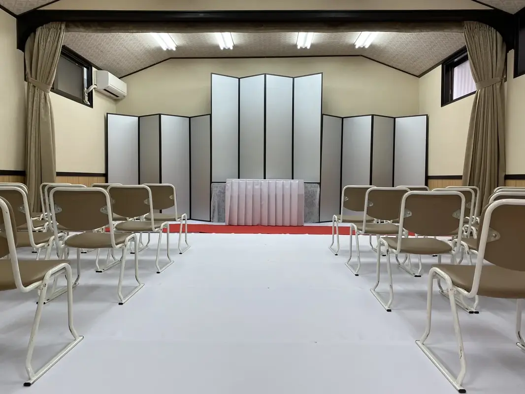 株式会社しかた 葬儀式典(谷町4丁目ホール)の写真 2