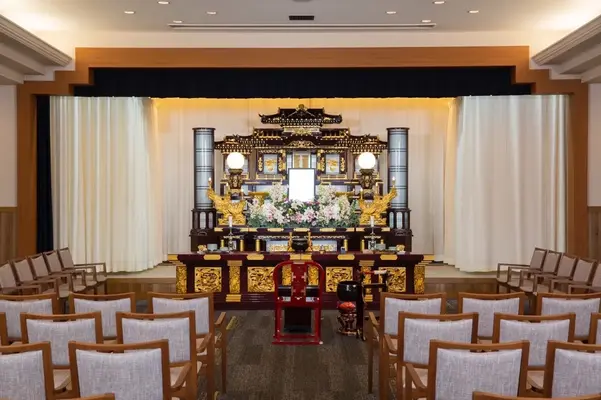 玉泉院　月出会館