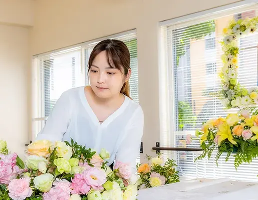 故人をイメージしたオリジナル花祭壇