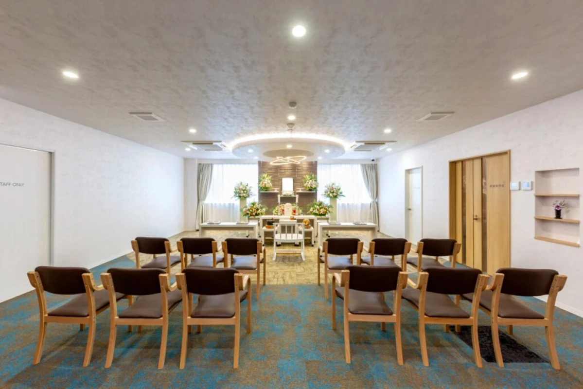 家族葬の花安 新潟弁天橋通り店の写真 3