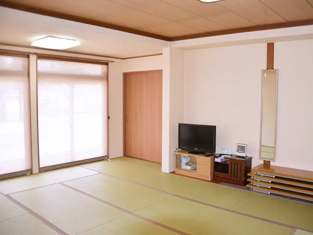 柳葬祭 藤ホールの写真 4