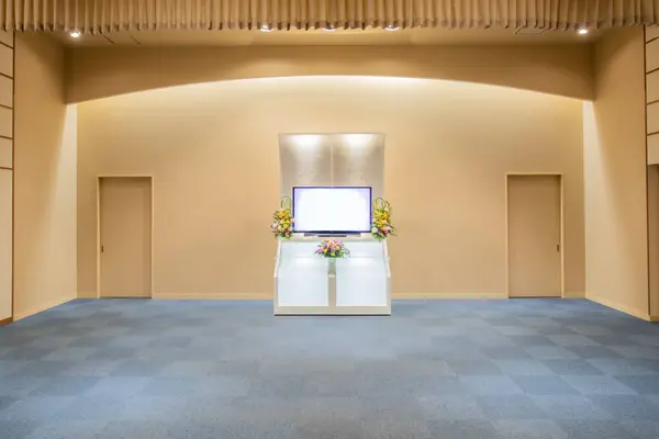 かずやコスメディア 家族葬ホール高瀬で葬儀を行なった写真