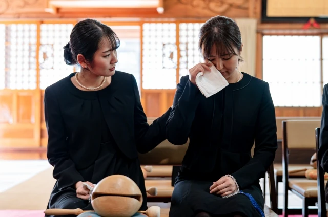 斎場とは?火葬場・葬儀場との違い