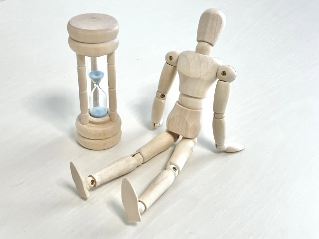 お葬式全体でどれくらい時間がかかる?基本の目安