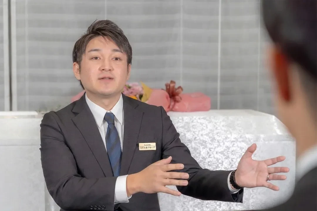 東京・神奈川を中心に低価格な葬儀を行うはばたきグループ。安さの秘密を事業責任者にインタビュー!