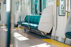 電車の車内